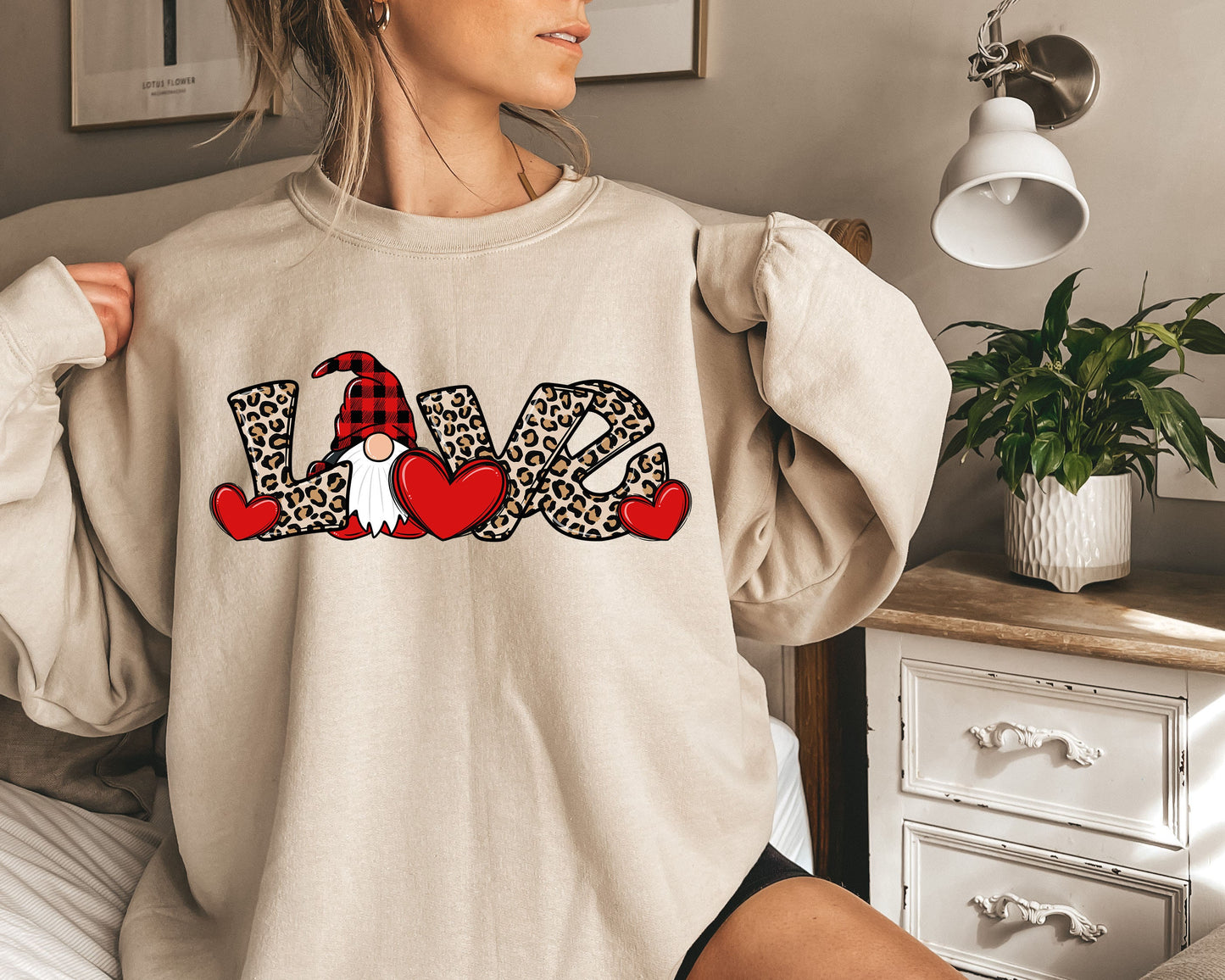 Valentine Gnome sweatshirt,Love Gnome sweatshirt,Valentines Day sweat, Valentine's , Couple Sweat, Gifts for Her, Leopard Love sweat, Gnomie