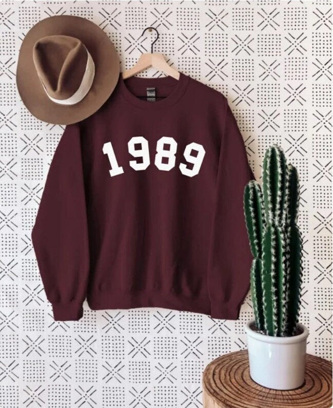 CUSTOM 1989 Sweatshirt, 34th Birthday Sweatshirt, 1989 Birth Year Number Shirt, Birthday Gift for Women, Birthday Sweatshirt Gift 1983 Top f