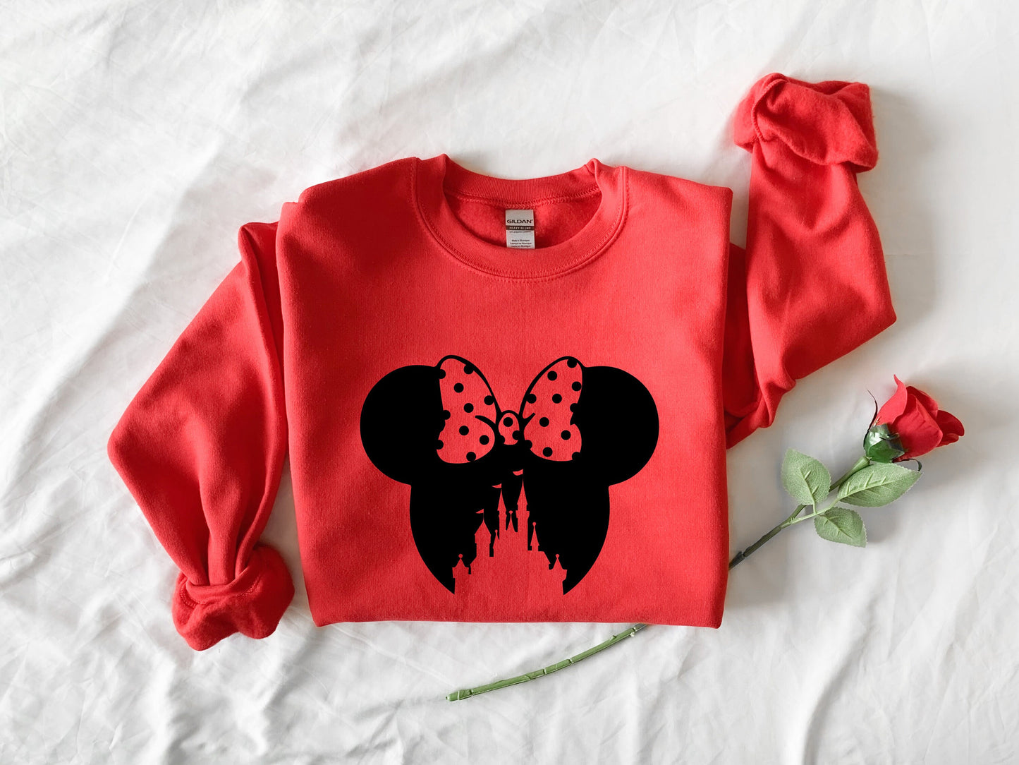 Minnie Castle sweatshirt,Disney Family Sweathirt,Disney Sweatshirt for Women,Disney Ear Sweatshirt,Disney Minnie,Minnie Castle Sweatshirt