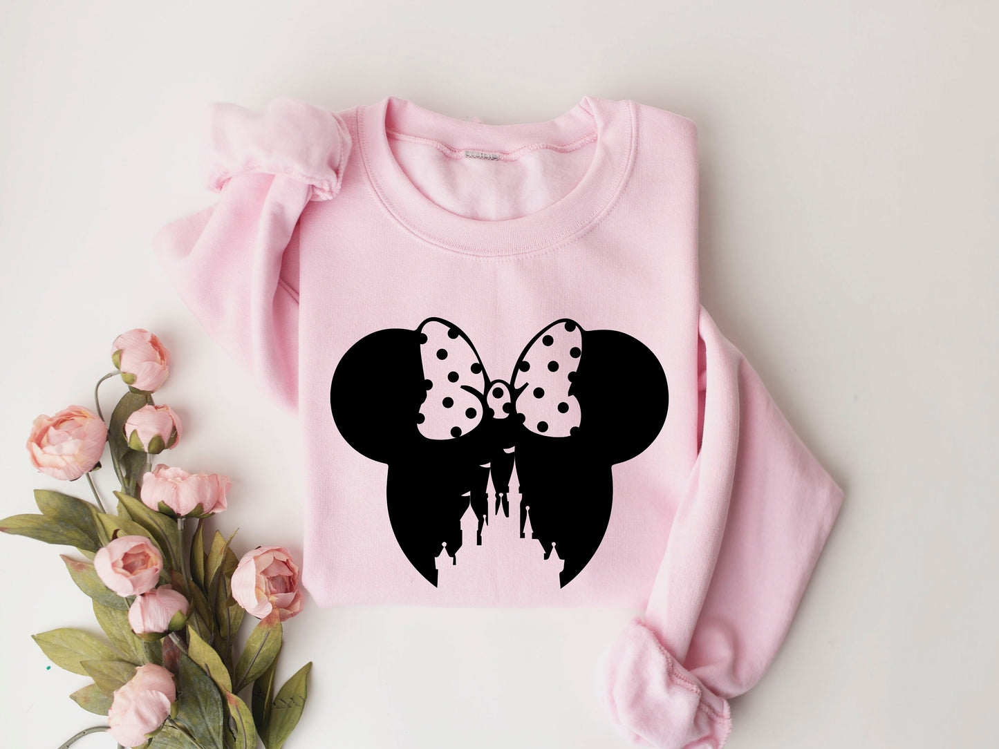 Minnie Castle sweatshirt,Disney Family Sweathirt,Disney Sweatshirt for Women,Disney Ear Sweatshirt,Disney Minnie,Minnie Castle Sweatshirt