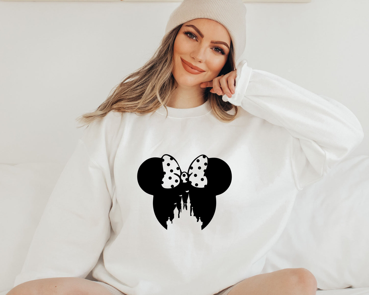 Minnie Castle sweatshirt,Disney Family Sweathirt,Disney Sweatshirt for Women,Disney Ear Sweatshirt,Disney Minnie,Minnie Castle Sweatshirt