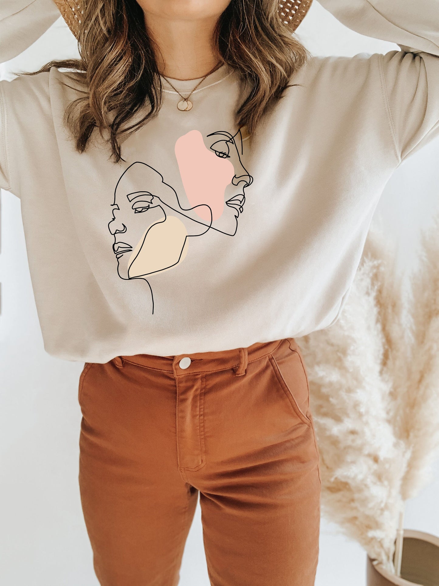 Minimal couple Face Sweatshirt,Abstract Face Sweatshirt,Face Design Shirt,Minimalism tee,Art Face Shirt,woman illustration,Aesthetic Clothes