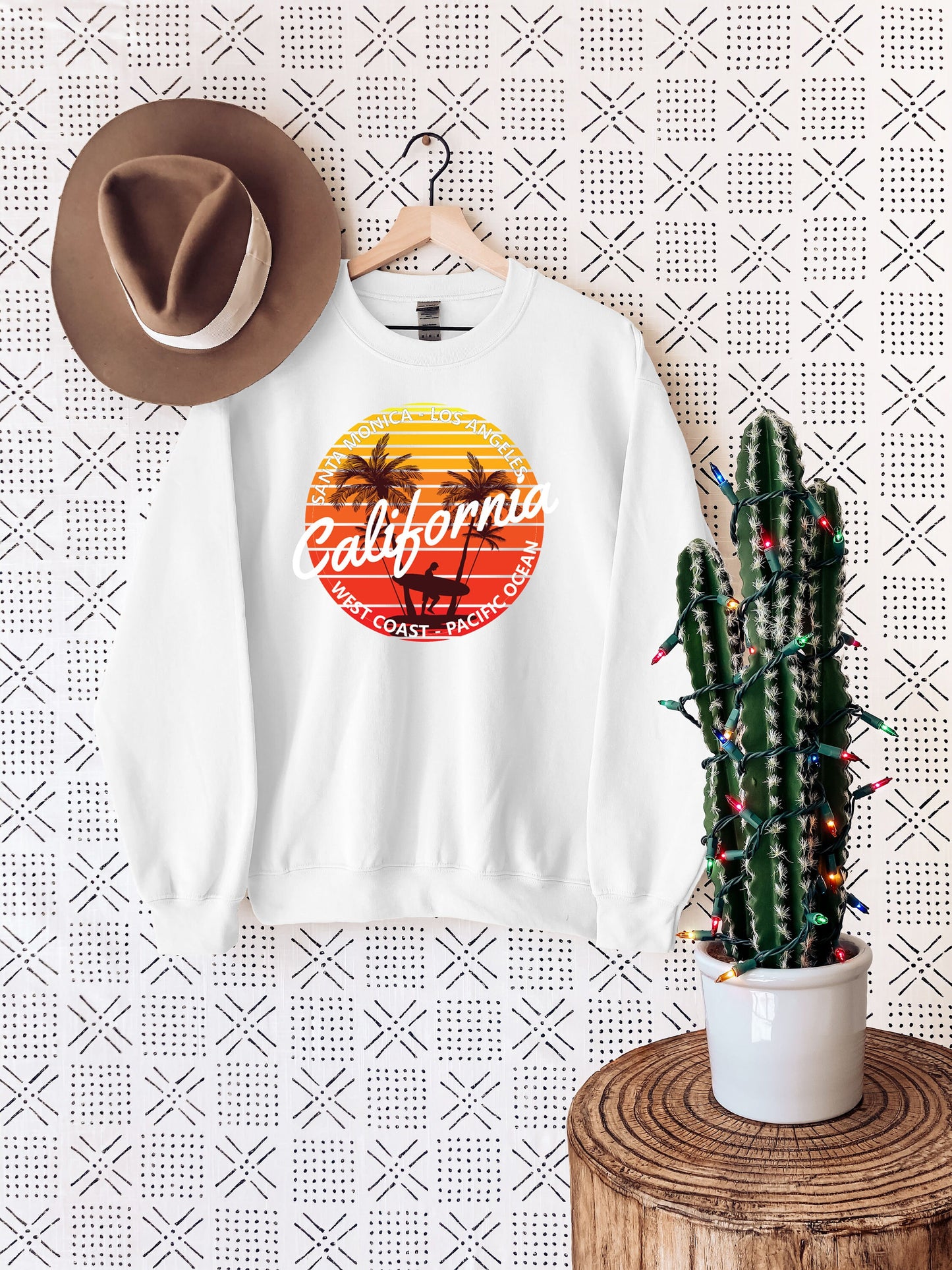 Santa Monica Los Angeles California Weat Coast Pacific Ocean Sweatshirt,Santa Monica Beach Tee-Los Angeles Holiday Shirt-Palm Lover shirt