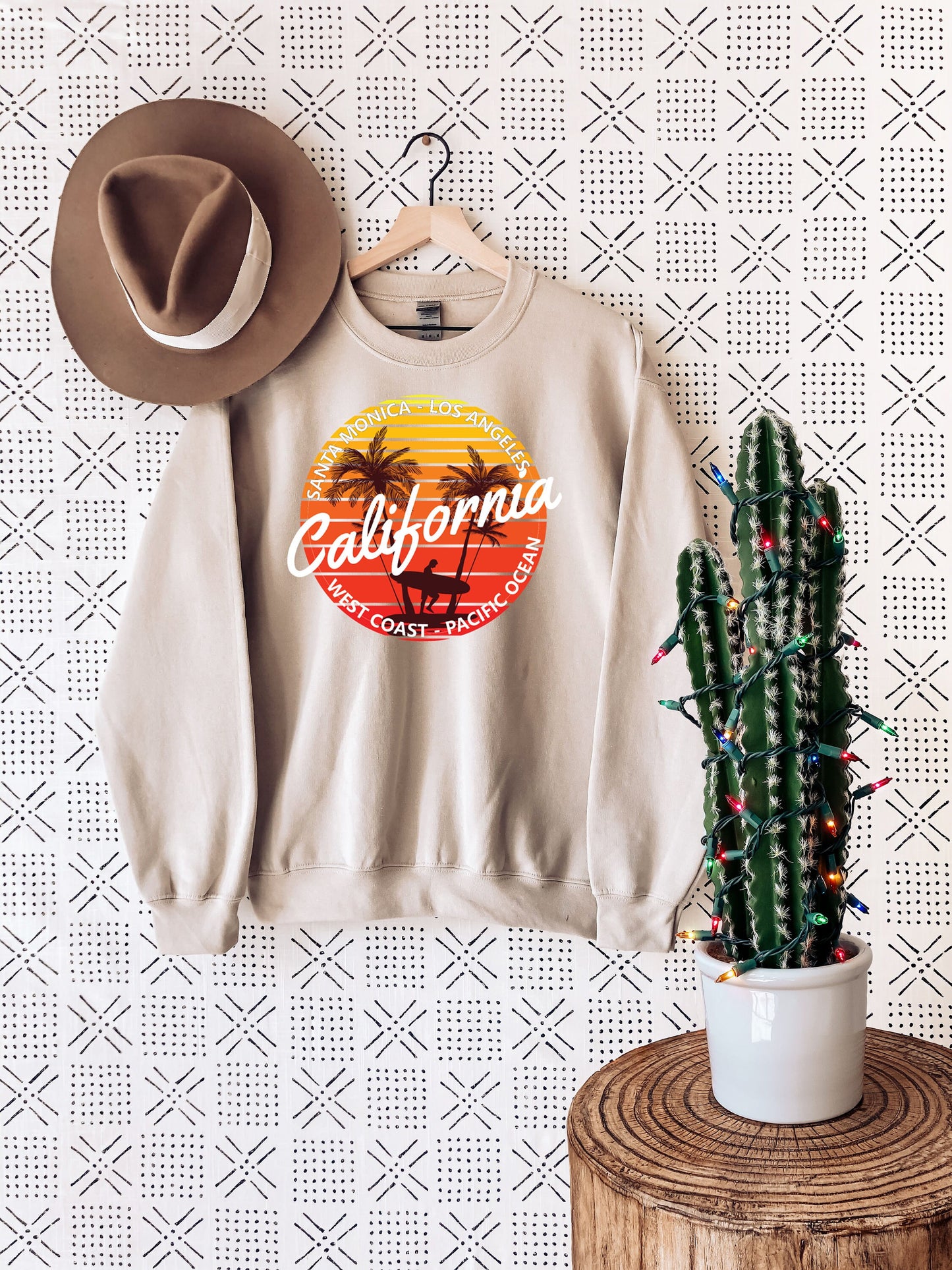 Santa Monica Los Angeles California Weat Coast Pacific Ocean Sweatshirt,Santa Monica Beach Tee-Los Angeles Holiday Shirt-Palm Lover shirt