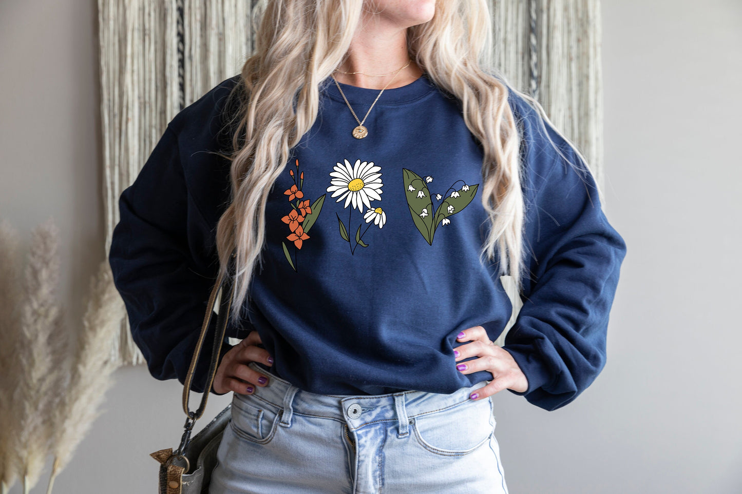 Custom Birth Month Birth Flower Sweatshirt, Sentimental Gift Idea,Gift for Mom, Plant Mama Gift, Gift for Grandmother, Cute Flower Shirt