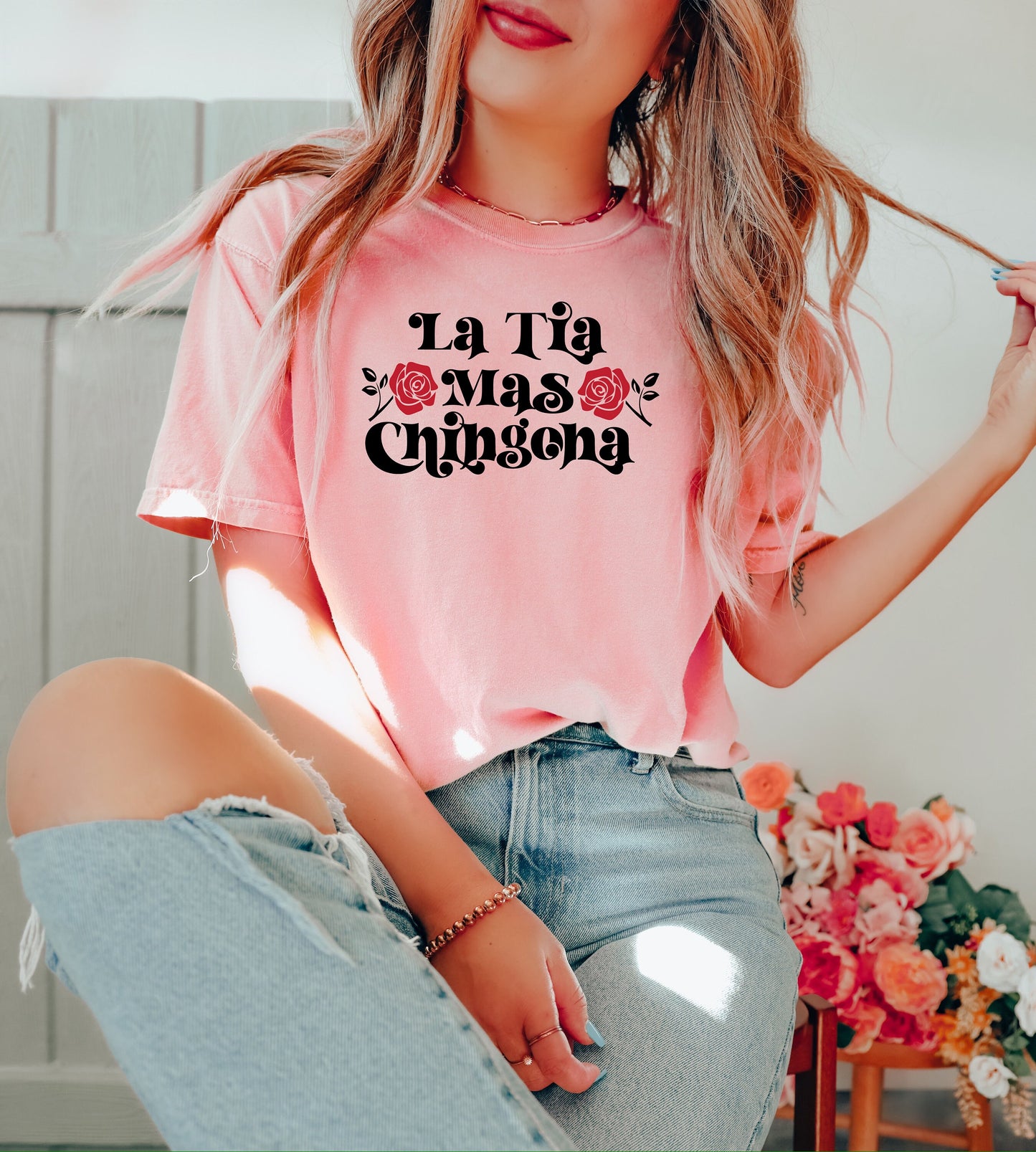 Comfort Colors La Tia mas chingona Tshirt,Chingona Shirt,Mexican Tank Women,Tia Tee,Tia tshirt,Latina Shirt,El dia de la madre,Mexican shirt