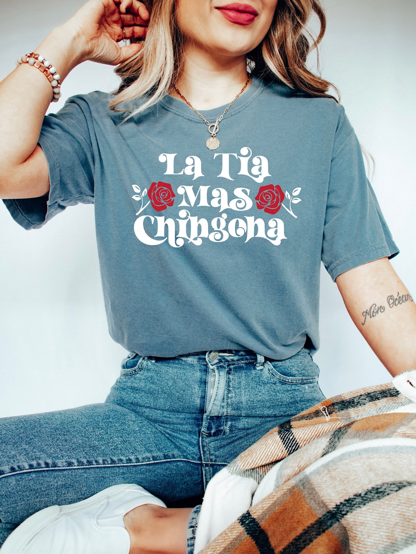 Comfort Colors La Tia mas chingona Tshirt,Chingona Shirt,Mexican Tank Women,Tia Tee,Tia tshirt,Latina Shirt,El dia de la madre,Mexican shirt