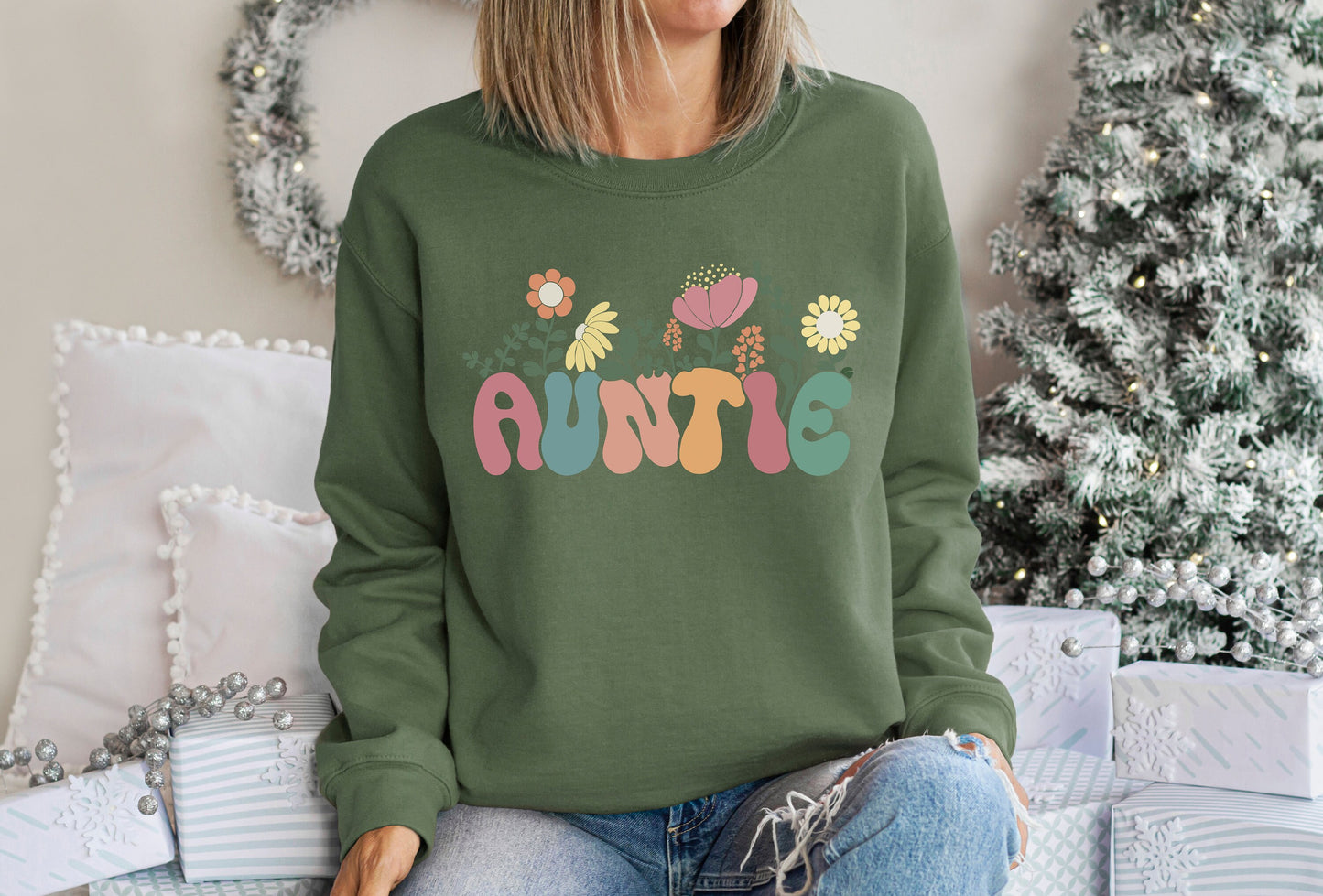 Groovy Wildflowers Auntie Sweatshirt,Auntie Sweatshirt, Gift For Aunt, Auntie Gift,Aunt Shirts