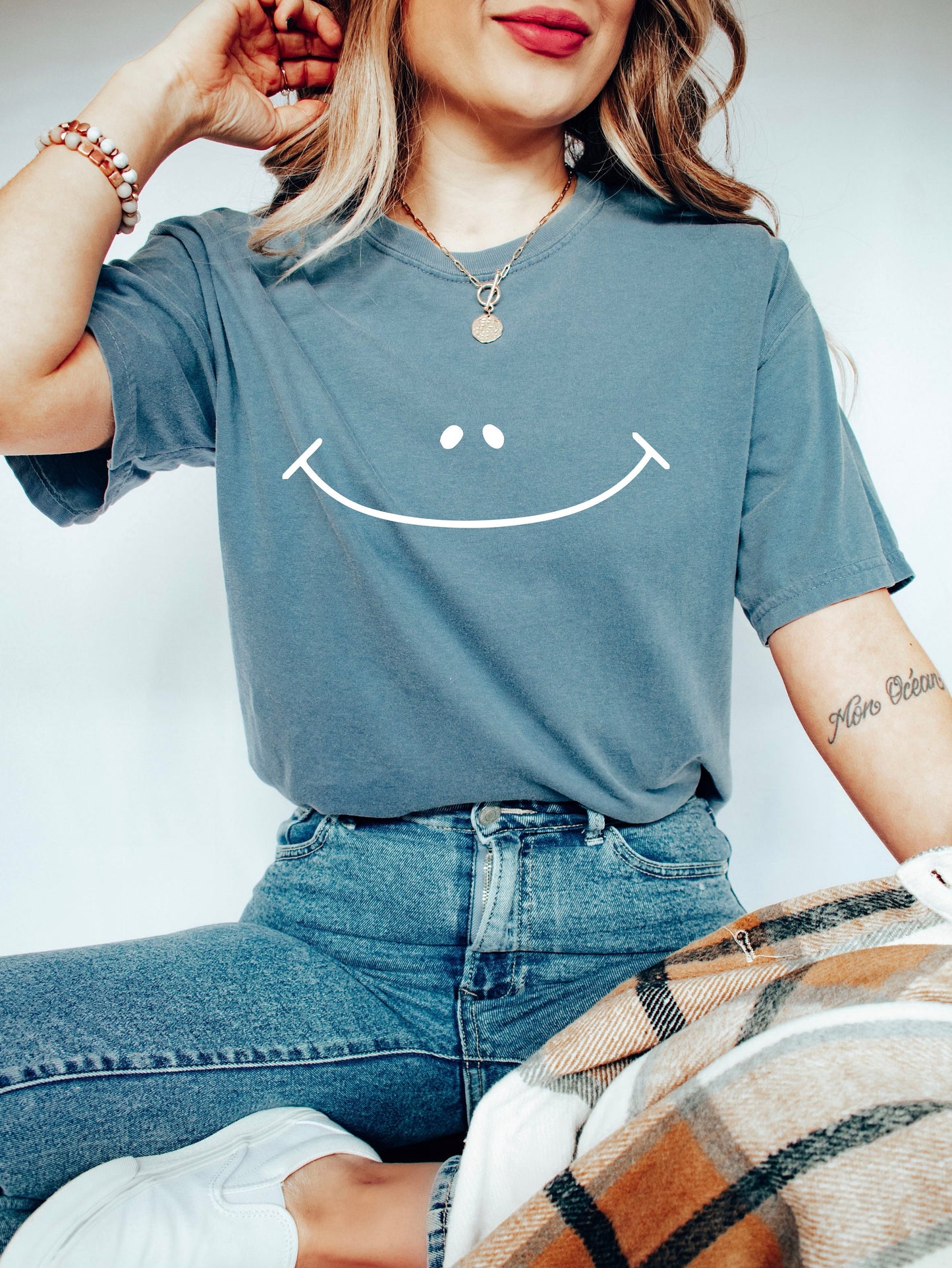 Comfort Colors Smile Shirt,Positive Shirt,Be Happy Shirt,Smiley Face Tee,Motivational Shirt,Happy T-shirt,Retro Smiley Face Shirt,Smiley Tee