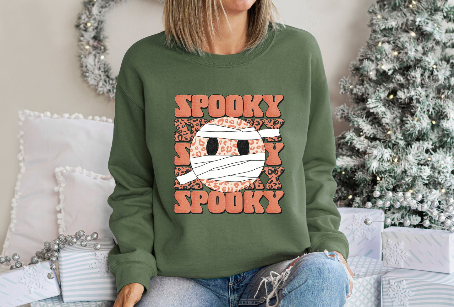 Spooky Face Sweatshirt,Retro Halloween tshirt,Halloween Shirt,Retro Fall Shirt,Fall Shirt,Spooky Season,halloween sweatshirt