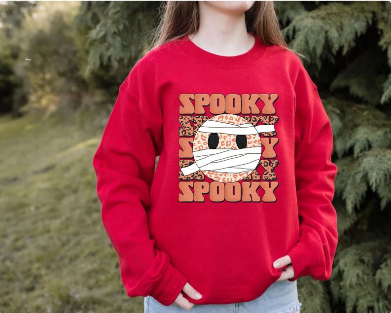 Spooky Face Sweatshirt,Retro Halloween tshirt,Halloween Shirt,Retro Fall Shirt,Fall Shirt,Spooky Season,halloween sweatshirt