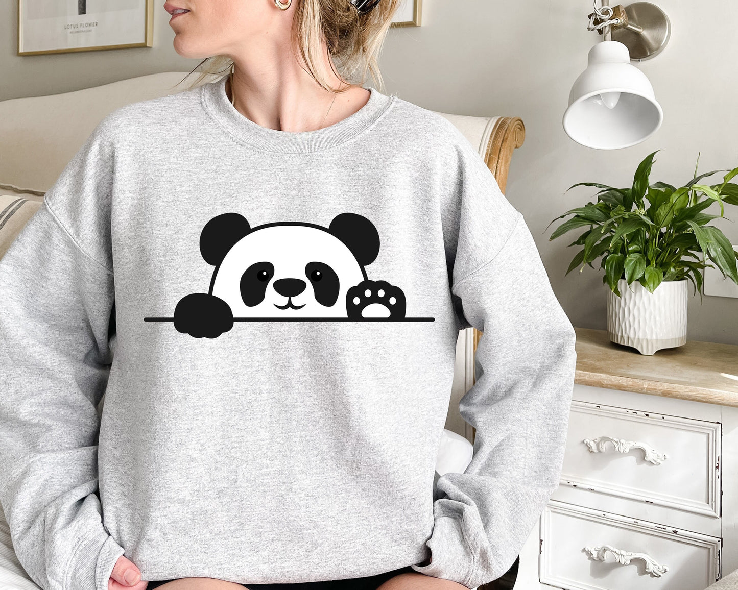 Panda Bear Sweatshirt,Panda Bear Shirt,Panda Mom Shirt,Pet Lover Shirts,Animal Lover Unisex Sweatshirt,Graphic Crewneck