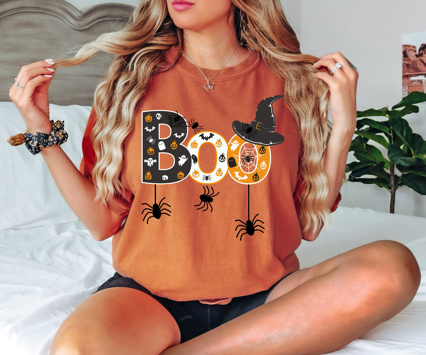 Comfort Colors Halloween Boo Shirts, Hocus Pocus Shirts,Fall Shirts, Halloween Outfits,Halloween Sweatshirt ,Spider Halloween Shirt,