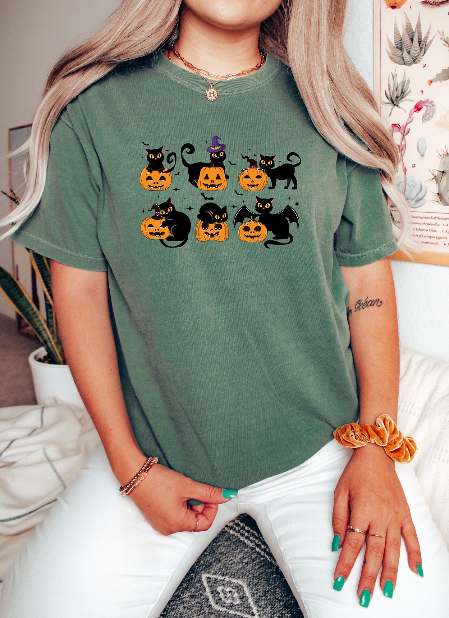 Comfort Colors Pumpkin Cat Shirt,Halloween Sweatshirt,Funny Halloween Shirt,Halloween Shirt,Halloween pumpkin Shirt,Cat Lover Shirt