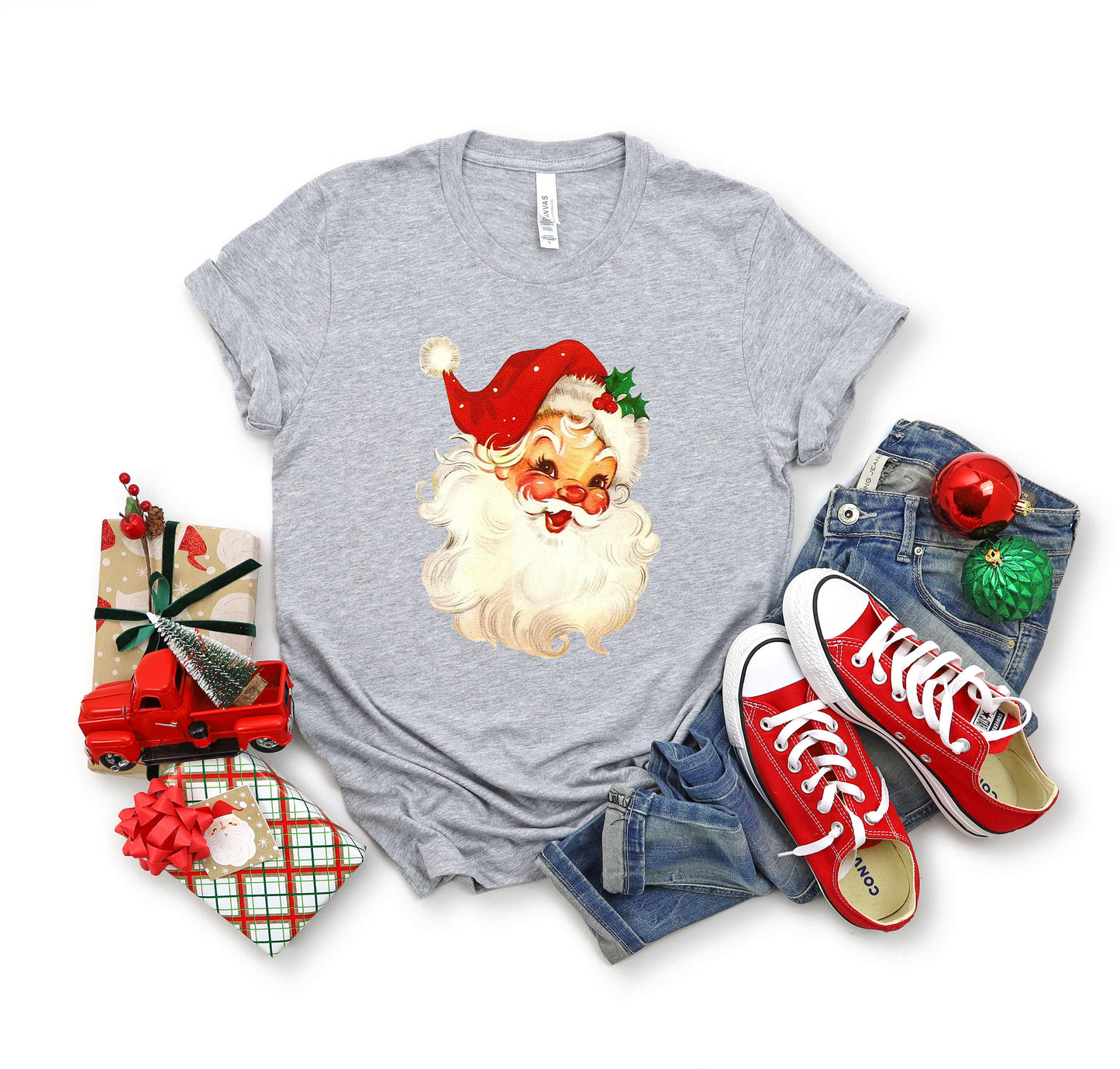 Retro Santa Shirt, Christmas Sweatshirt, Women Christmas Santa Shirts, Cute Vintage Santa Shirt, Classic Christmas Shirt, Christmas Pullover